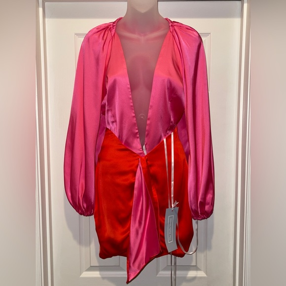 💗❤️ NWT The Dolls House Fashion Beaudelle Set in Red and Pink Satin - Picture 12 of 16